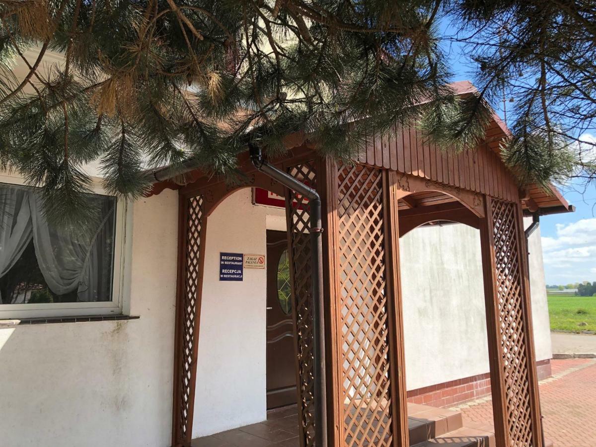 Setpol 1 Bed and Breakfast Wyszomierz  Buitenkant foto